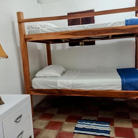 Casa Yoly Hostel Granada Eksteriør bilde